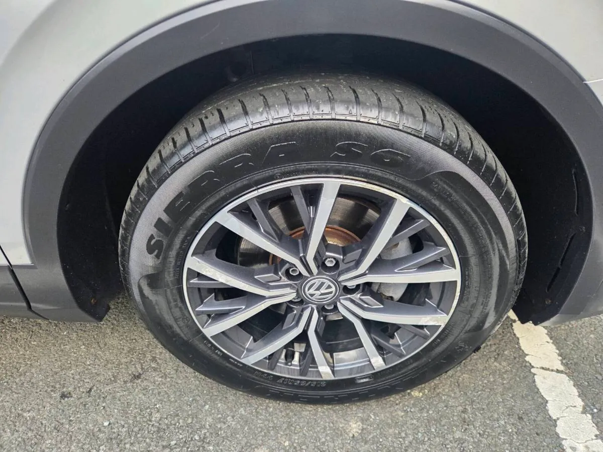 VW TIGUAN DIESEL 2018, MANUAL GEARBOX . - Image 3