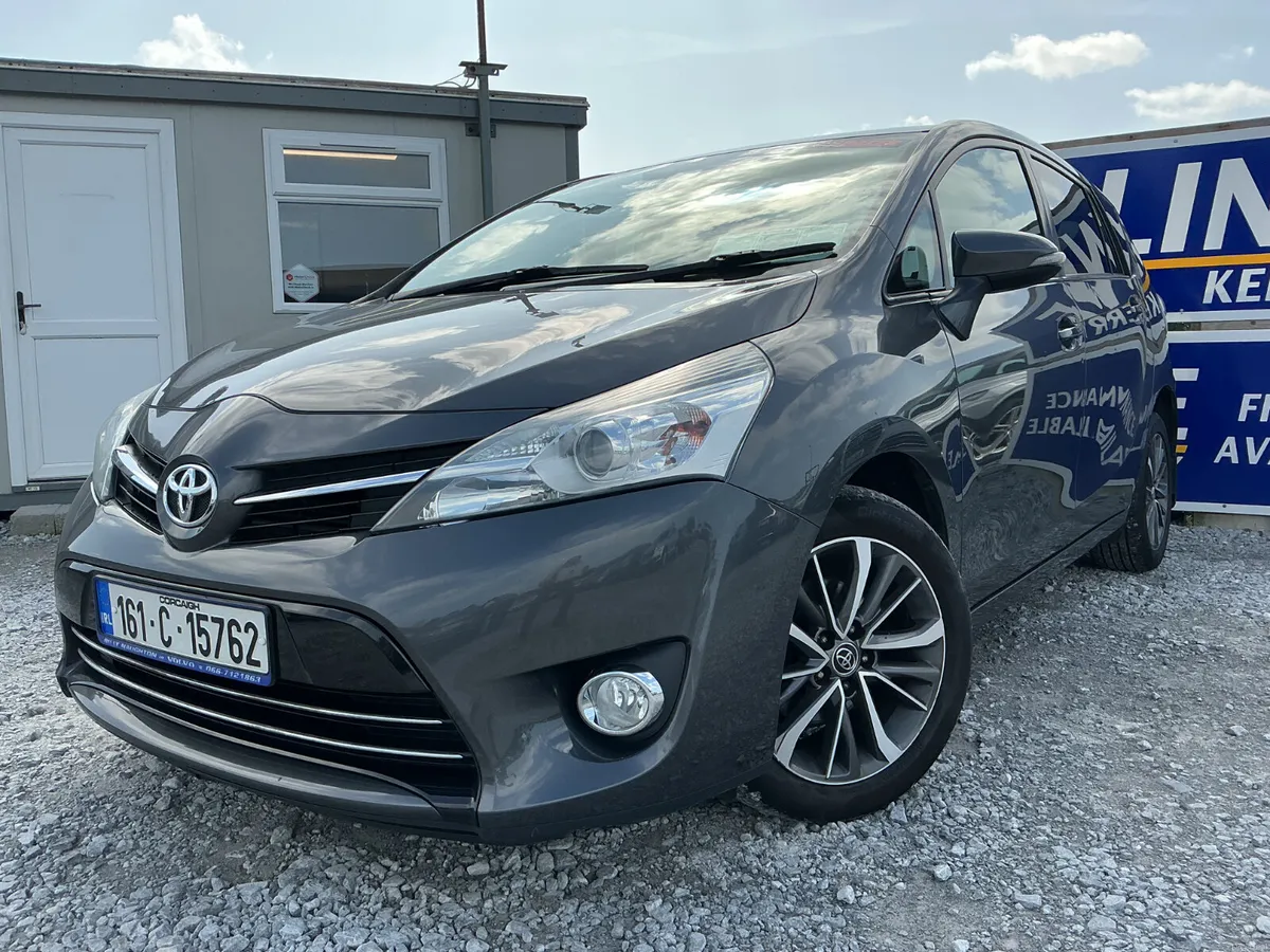 TOYOTA VERSO 1.6 D4D SOL SKY VIEW 7 SEATER - Image 2