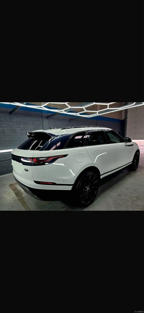 RangeRover  Velar Sport - Image 2