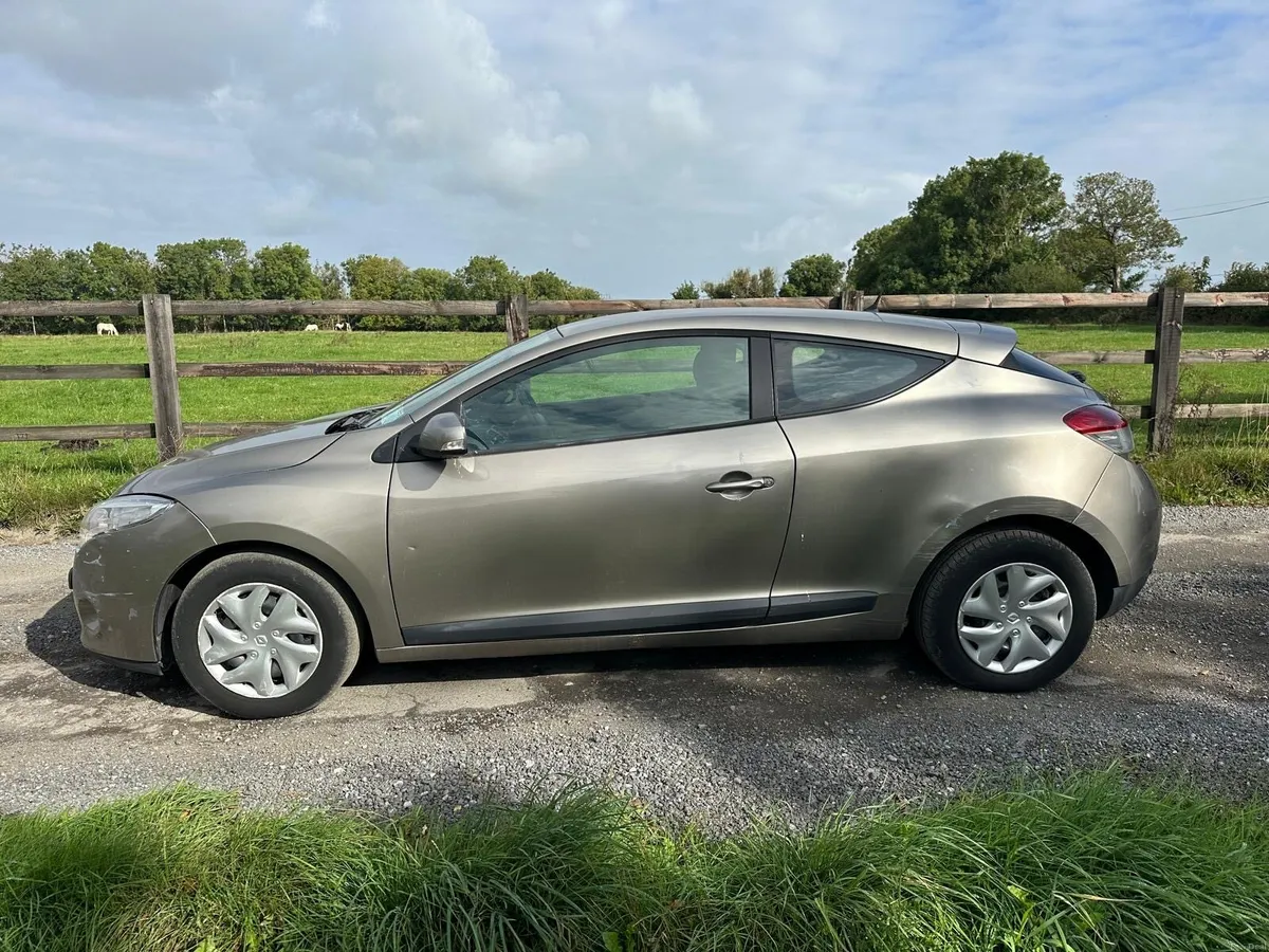 Renault Megane  2010 1.5Diesel - Image 3