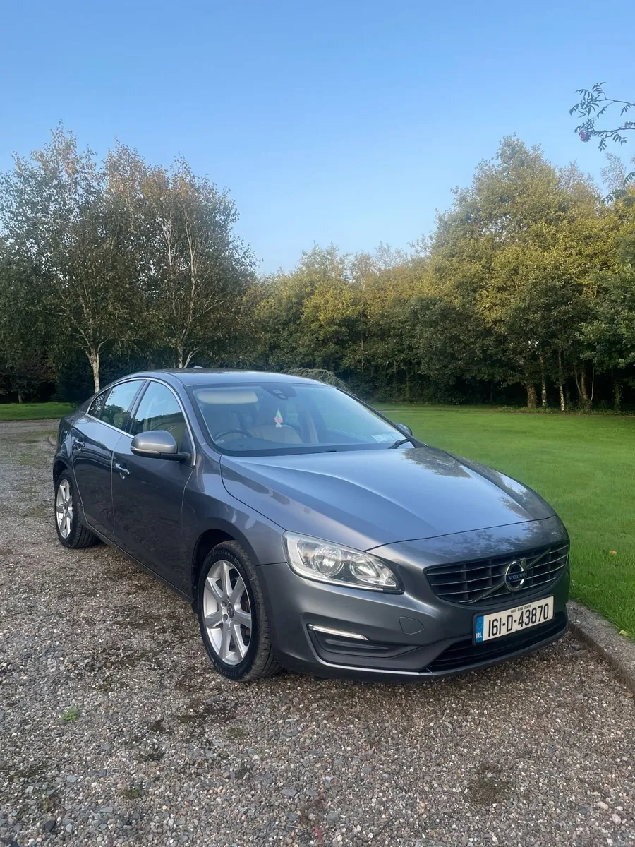 Volvo S60 2016 - Image 2