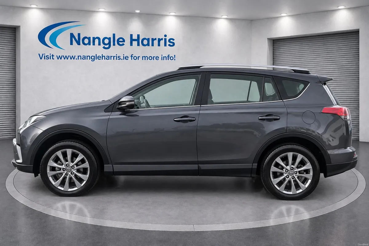 Toyota RAV4 SOL. LEATHER. SUNROOF. WITH F.S.H. - Image 2