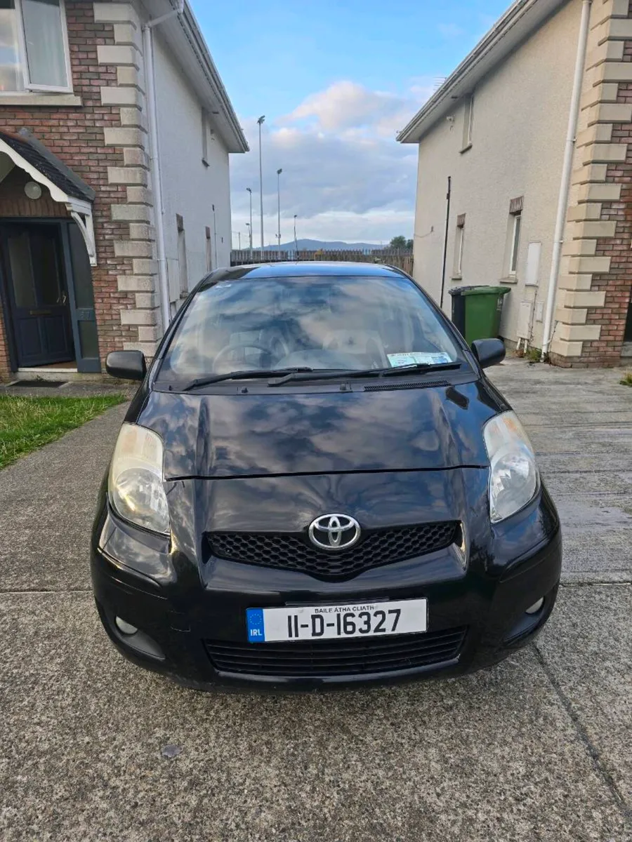 2011 Toyota yaris nct 23/07/2027 tax09/2026 - Image 1