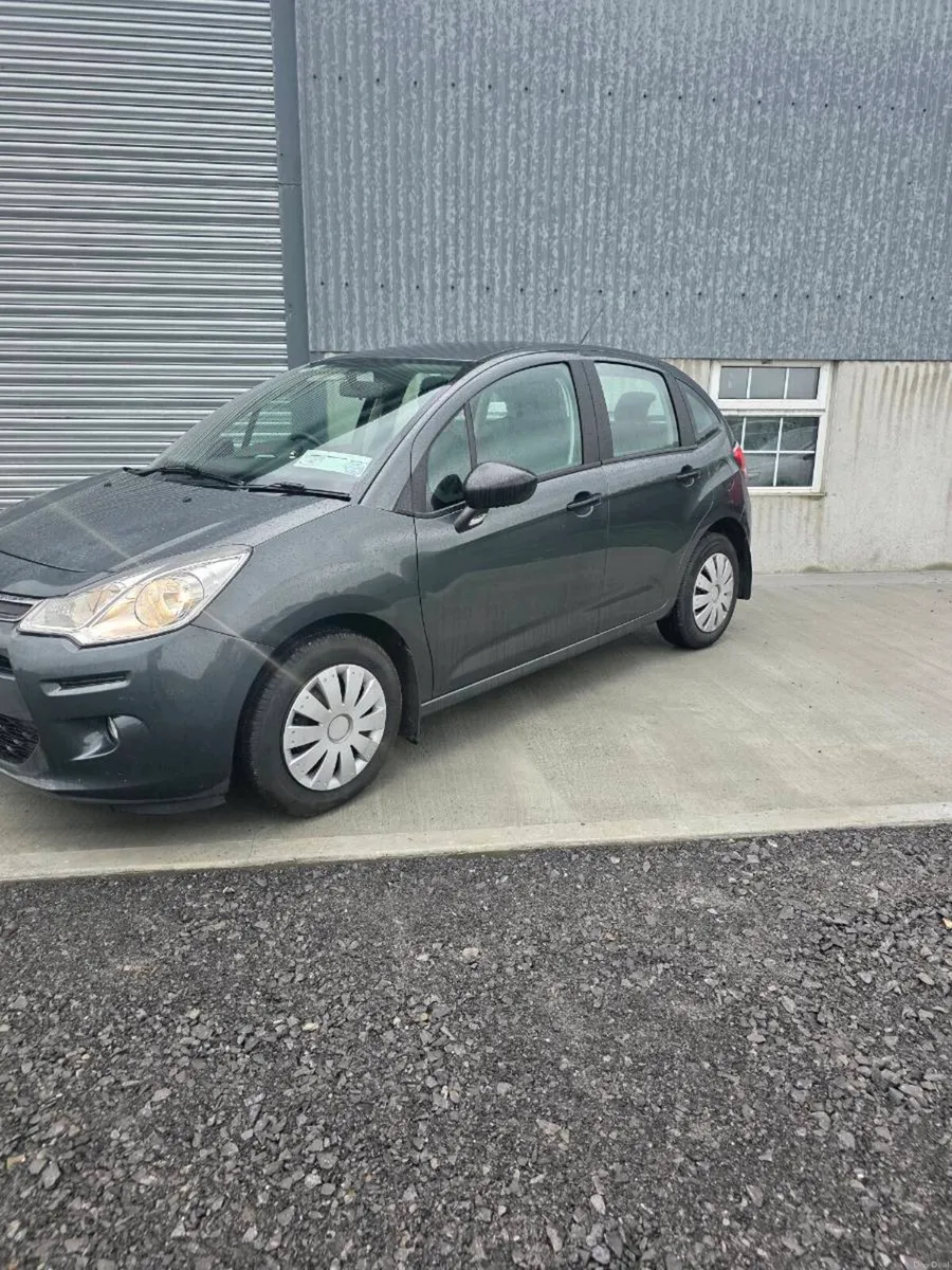 Car - Image 2