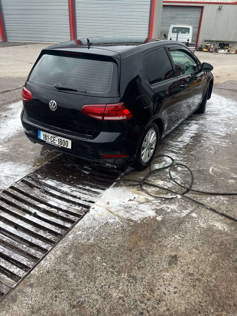 Volkswagen Golf Van - Image 5