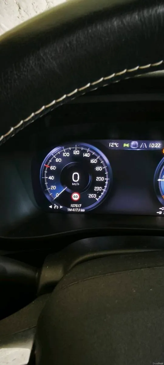Volvo XC40 - Image 2