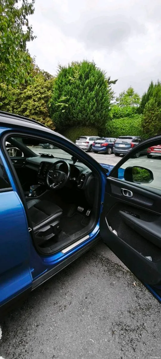Volvo XC40 - Image 3