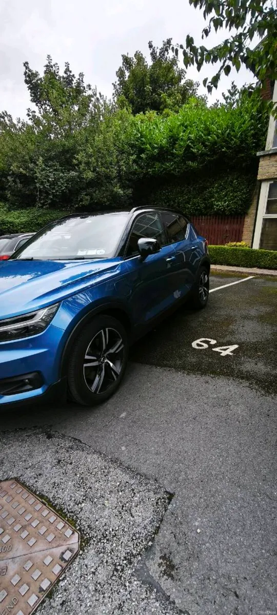 Volvo XC40 - Image 4