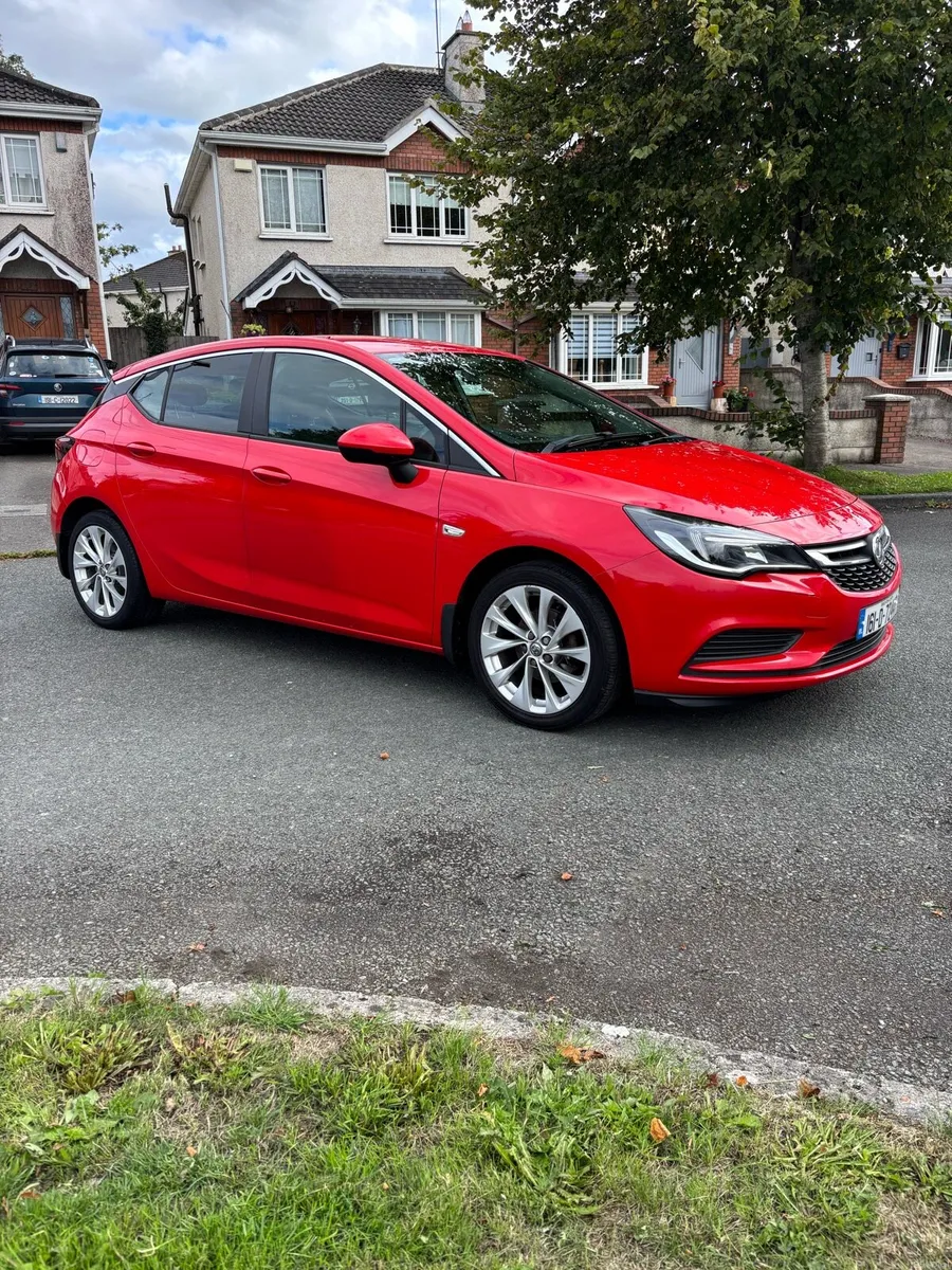 Opel Astra. - Image 1