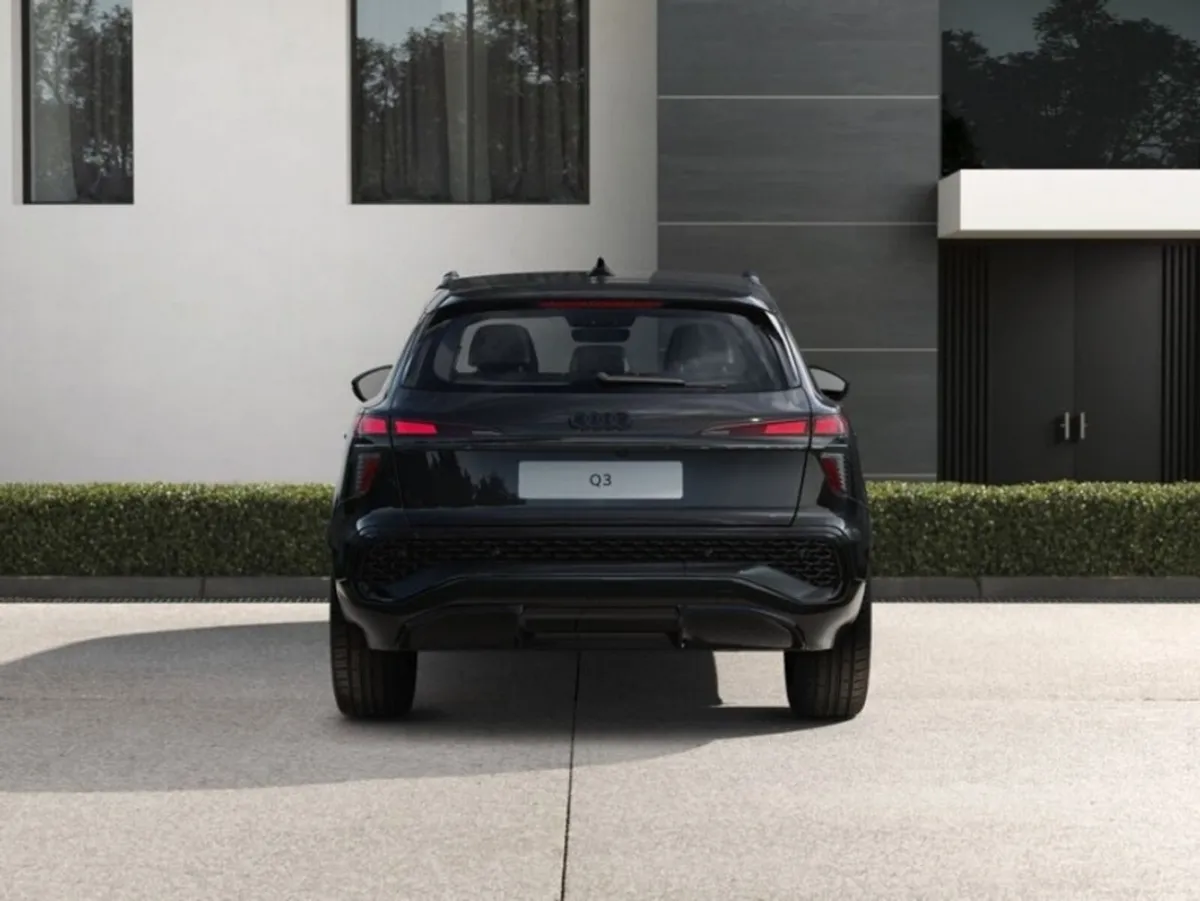 Audi Q3 Q3 SUV S line e-hybrid 200 kW S tronic - Image 3