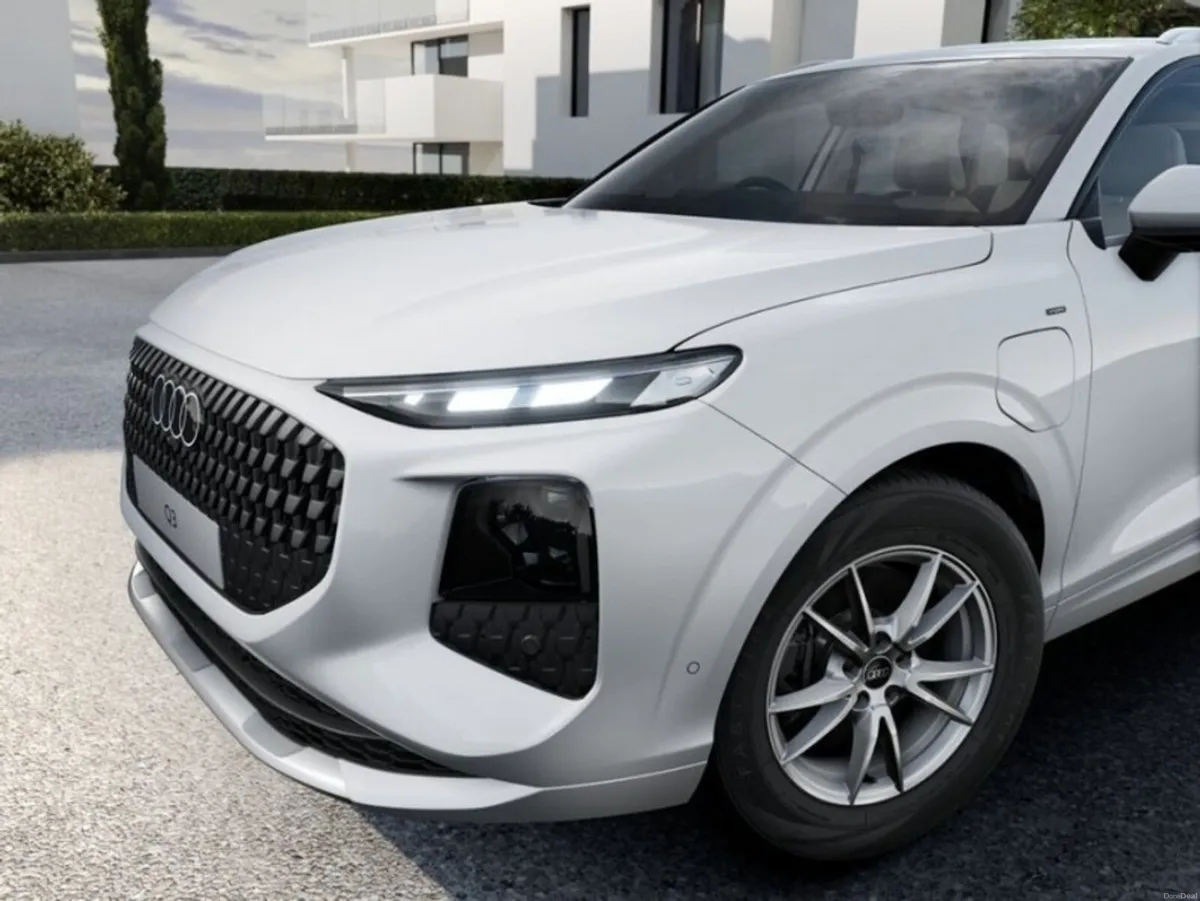 Audi Q3 Q3 SUV SE e-hybrid 200 kW S tronic - Image 2