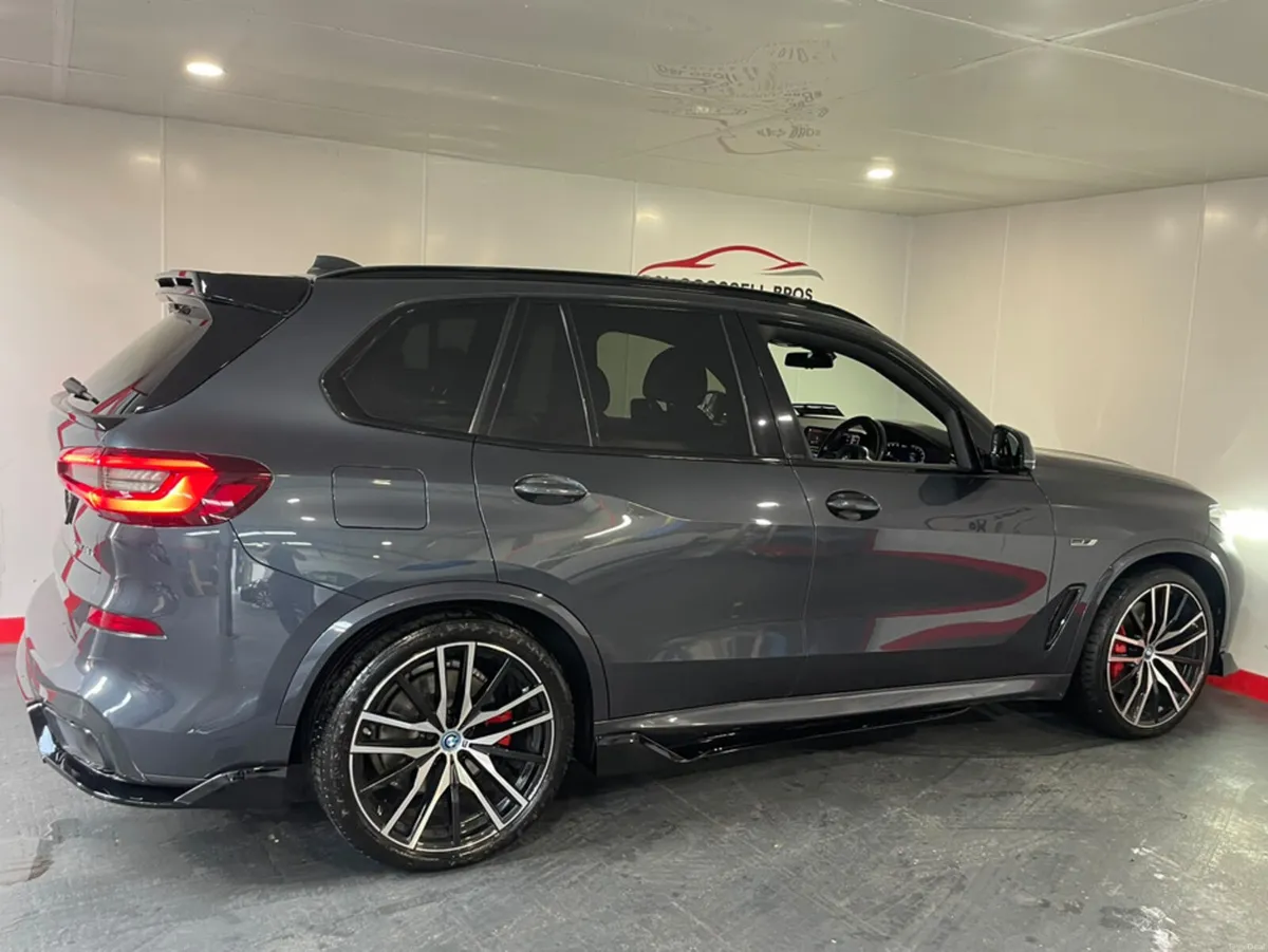 BMW X5 XDRIVE45E M SPORT AUTO - Image 5