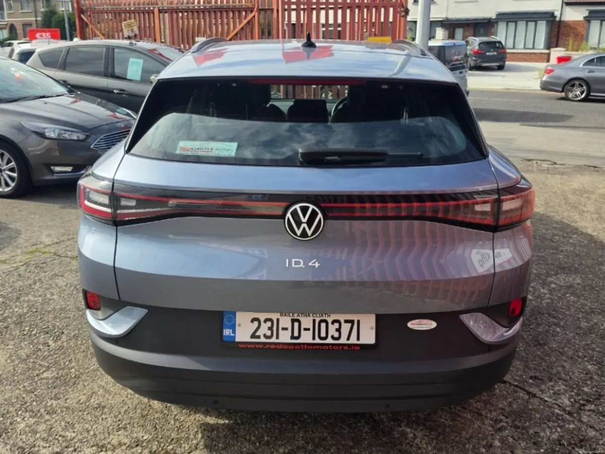 Volkswagen ID.4 PRO 128 KW LIFE 77KWH 174BHP 5DR - Image 4