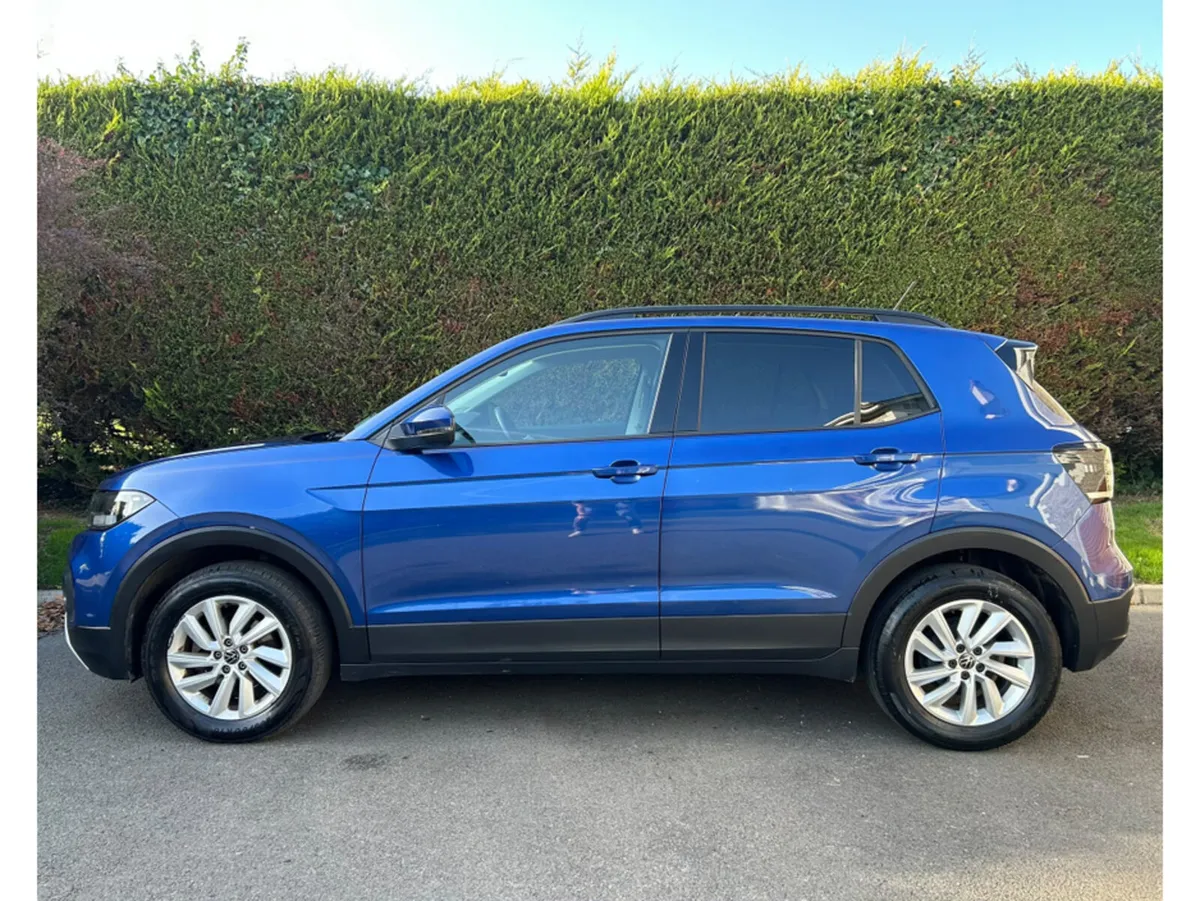 Volkswagen T-Cross LIFE 1.0 TSI MANUAL 5SPEED 95BH - Image 4