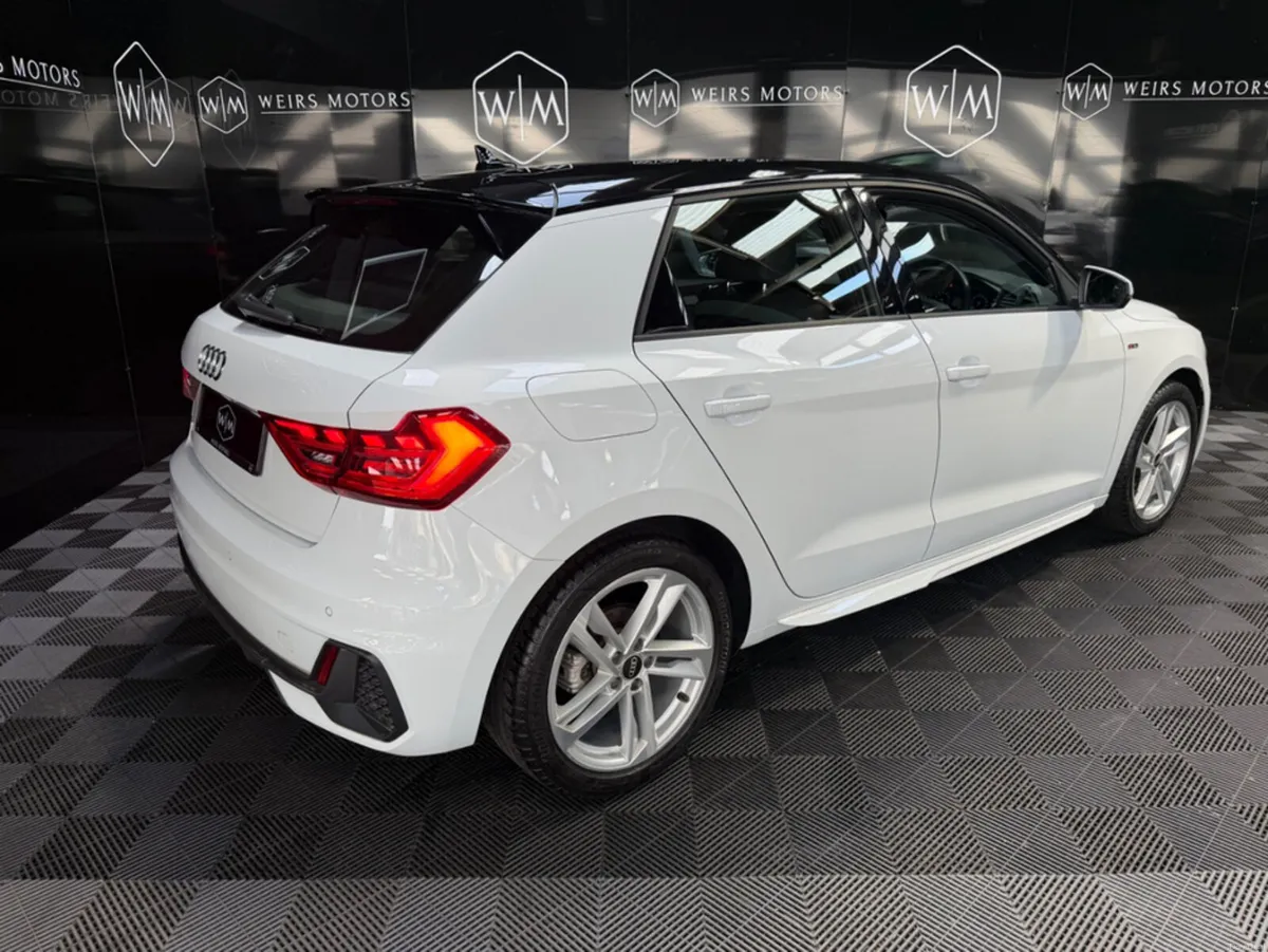 Audi A1 35 TFSI//AUTOMATIC//DIGITAL DASH//S-LINE// - Image 6