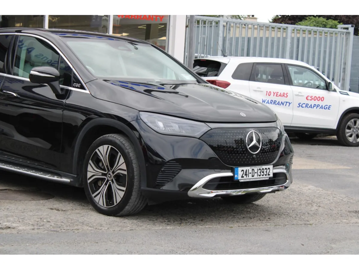 Mercedes-Benz EQE 300 SUV 5DR AUTO*Art Expression* - Image 3