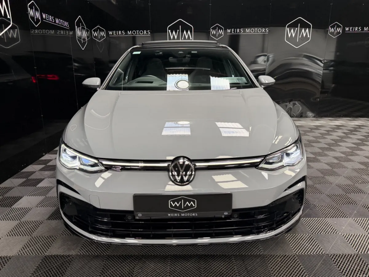 Volkswagen Golf R-LINE//AUTOMATIC//1.5 ETSI//AUTOM - Image 3
