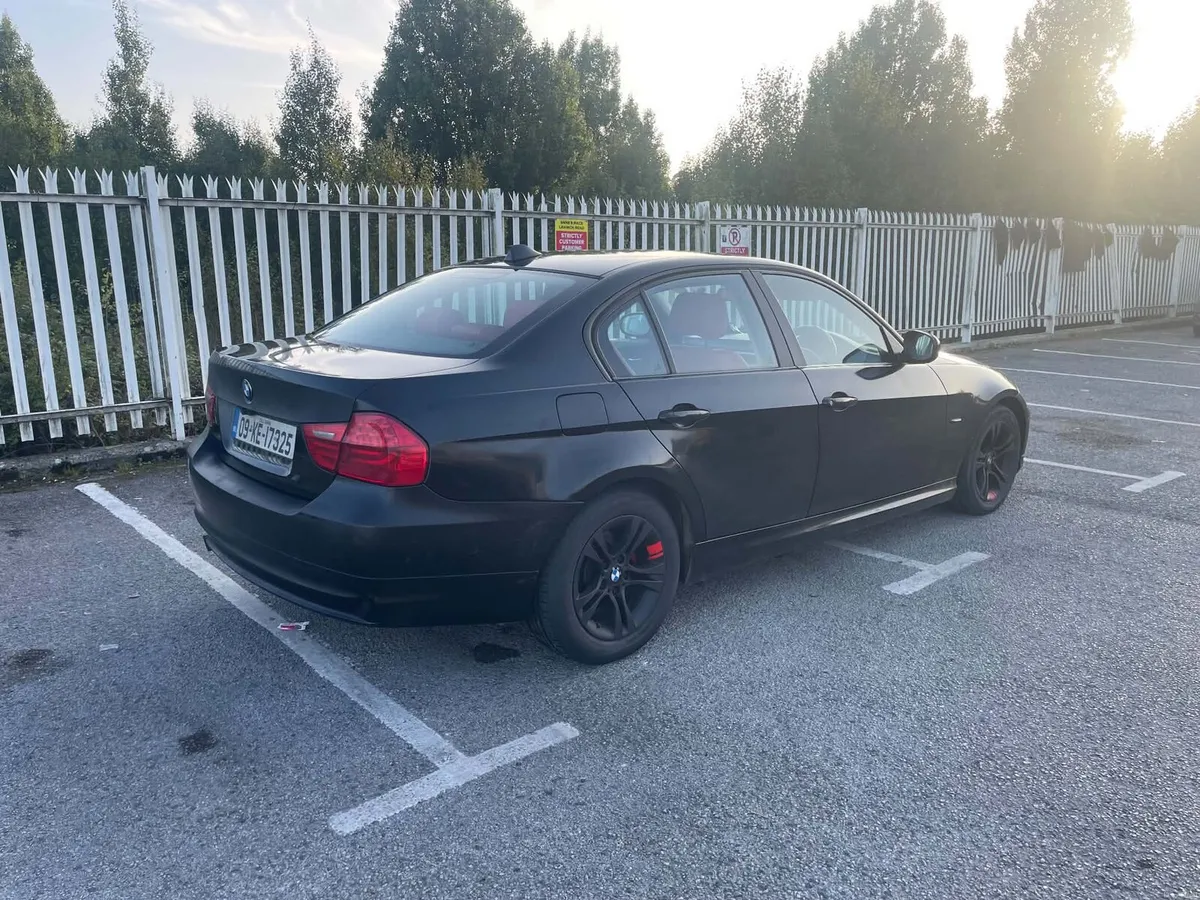 BMW 3-Series 2009 2.0 diesel E90 - Image 2