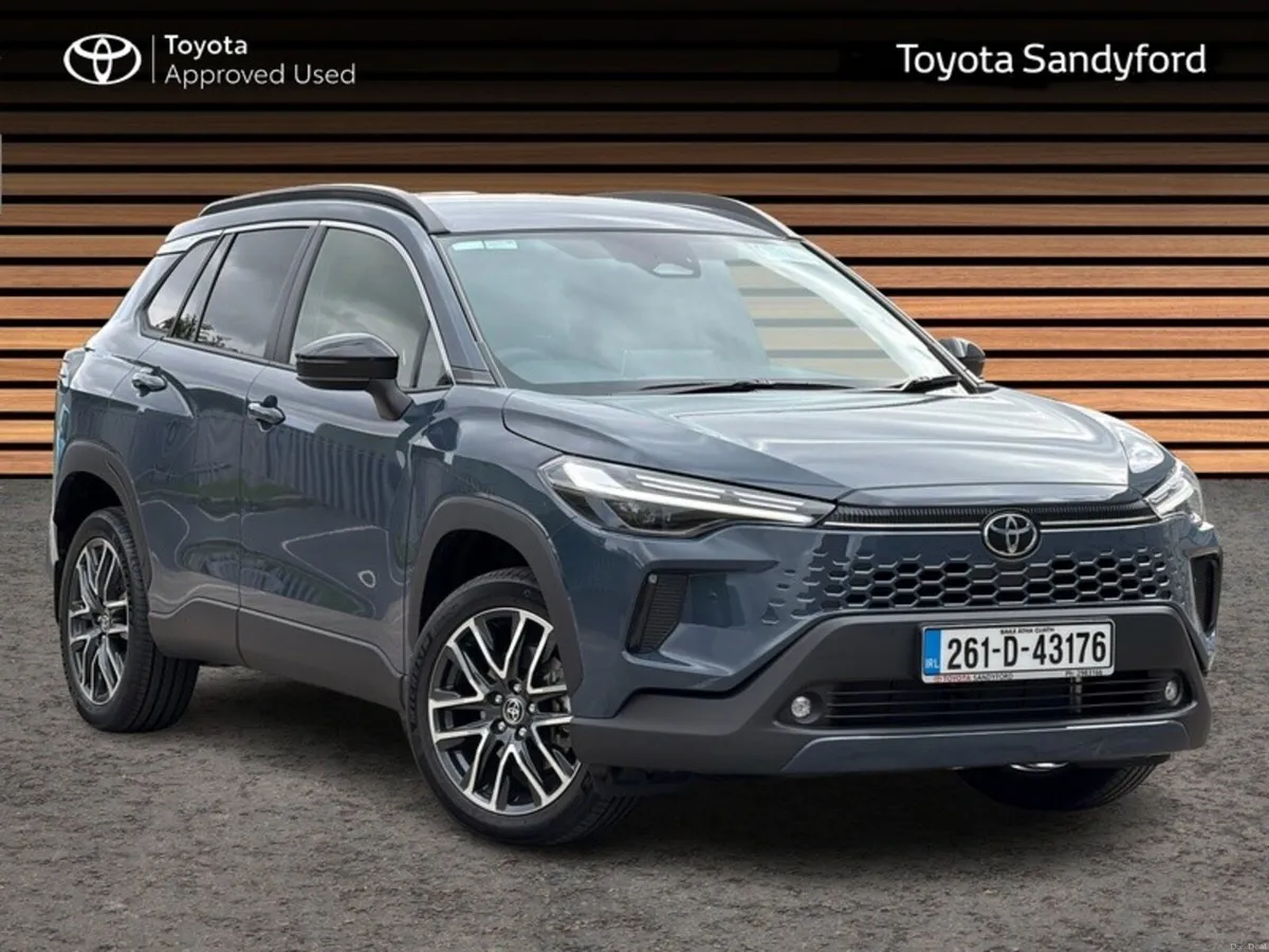 Toyota Corolla Cross SPORT 1.8 HYBRID // REAR CAME - Image 1