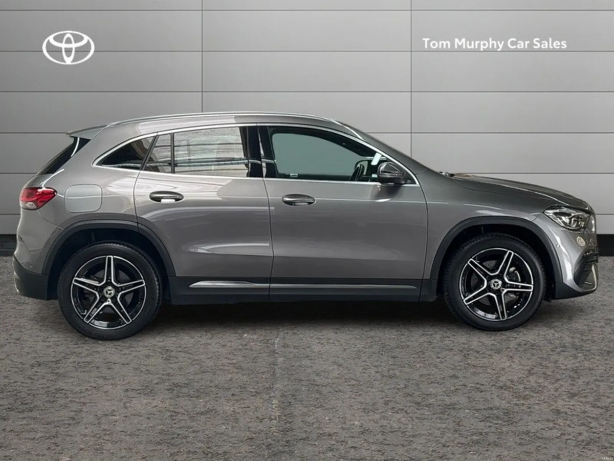 Mercedes-Benz GLA 250 E AMG LINE EXECUTIVE - PLUG - Image 3