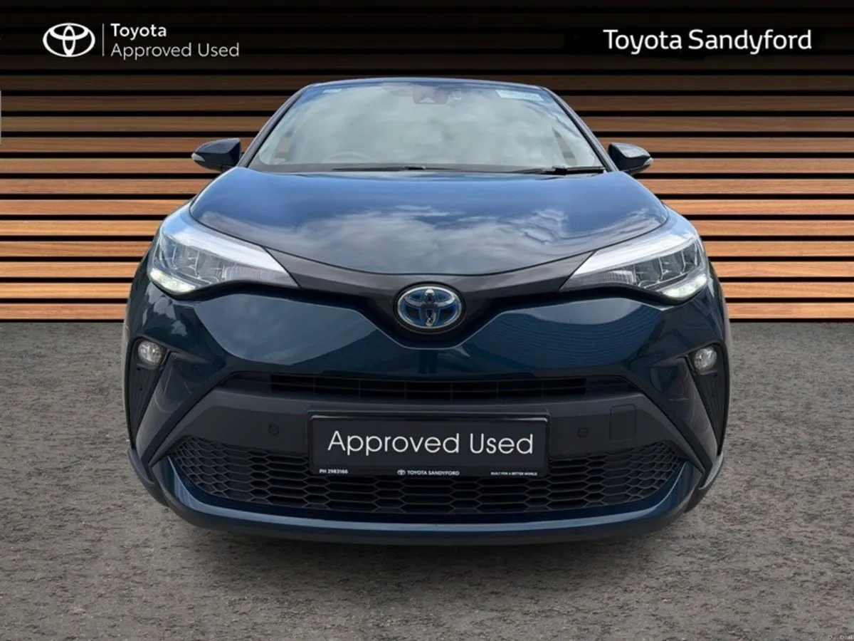 Toyota C-HR HYBRID SPORT // REAR CAMERA // BLUETOO - Image 5
