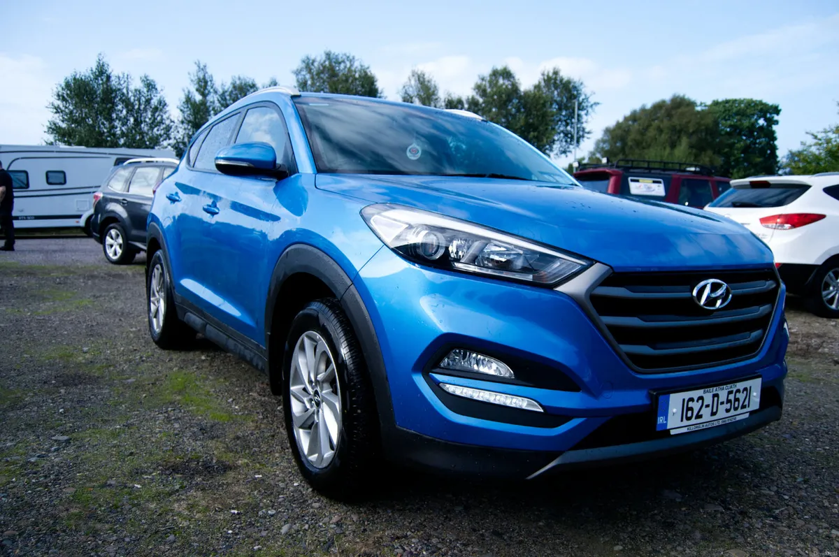 Hyundai Tucson 2016 1.7 D Executive one Owner low - Image 1