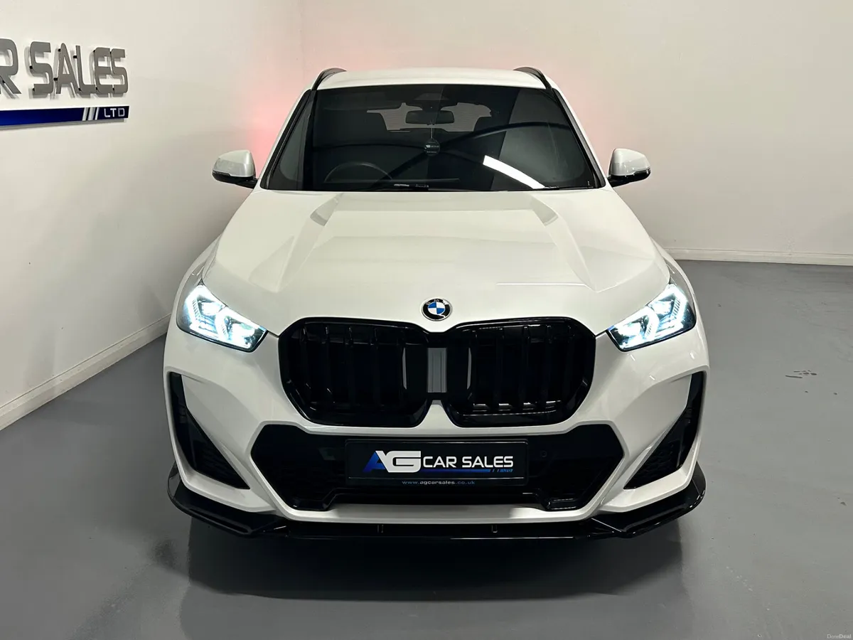2022 BMW X1 2.0 23D X-Drive M-Sport Premier - Image 2