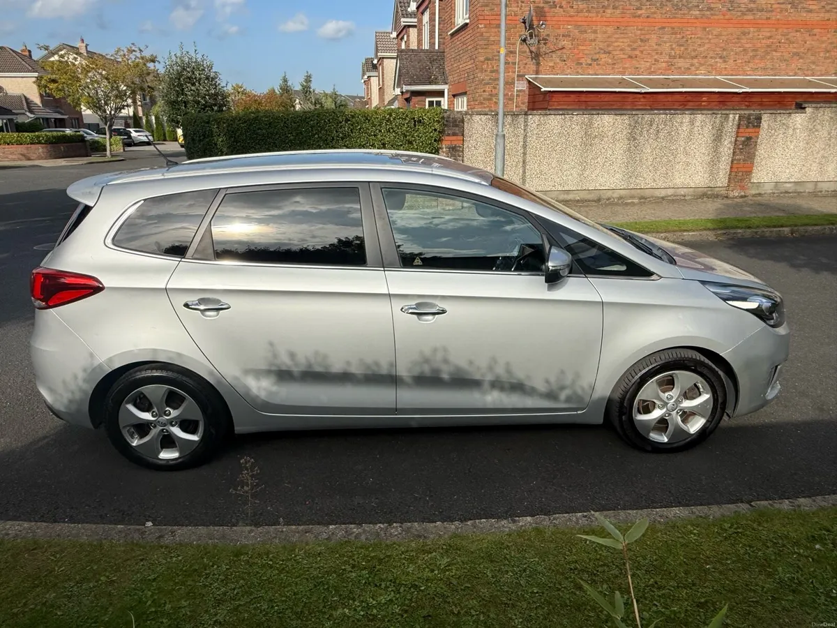 151 Kia Carens 170k kms NCT 03/27 NEW CLUTCH - Image 5