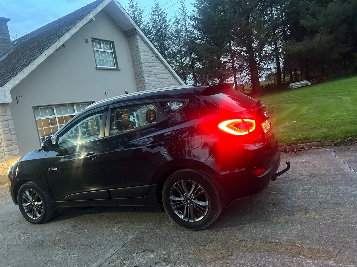 Hyundai ix35 152 1.7Diesel Manual - Image 5