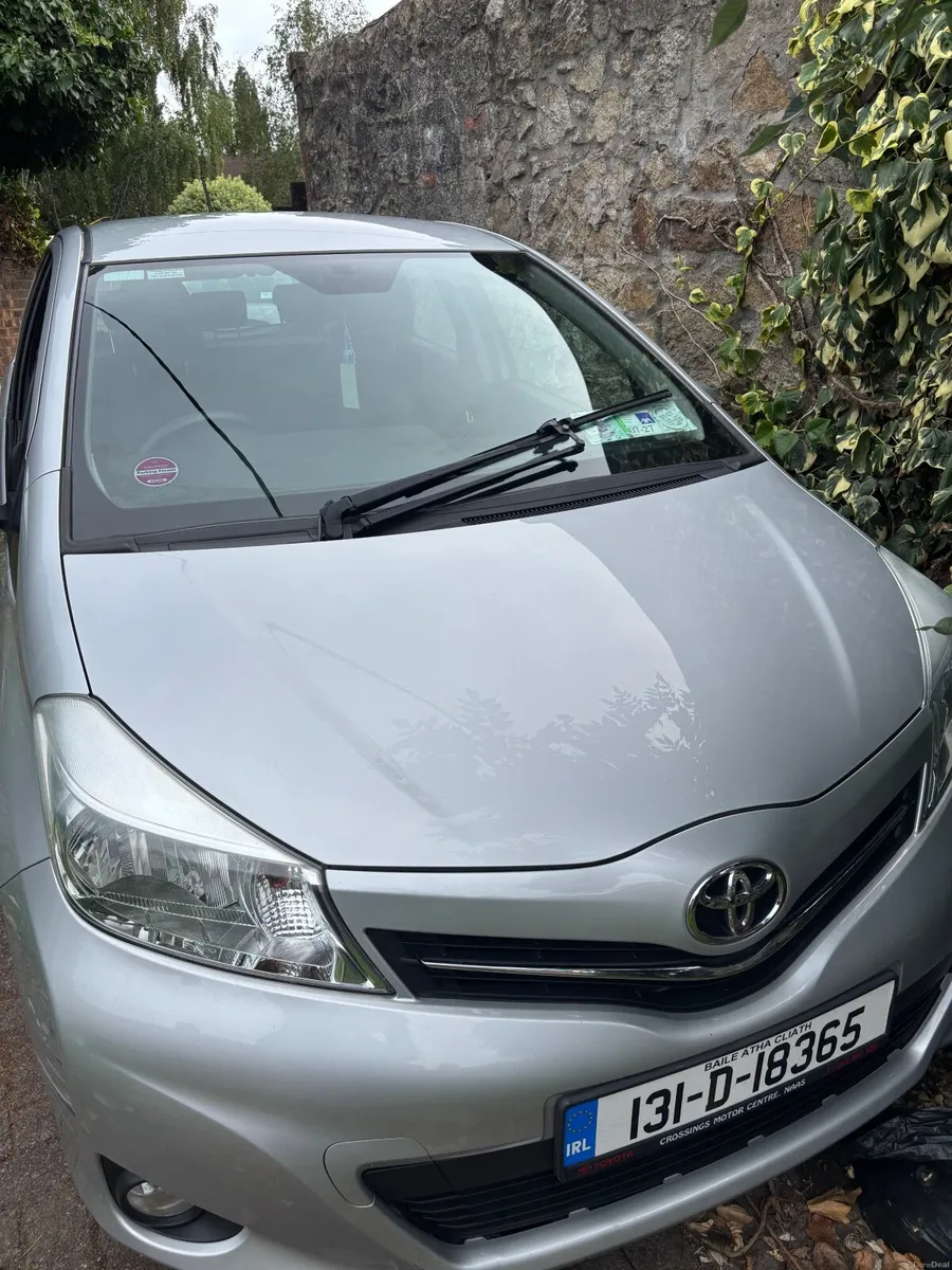 Toyota Yaris 2013 - Image 1