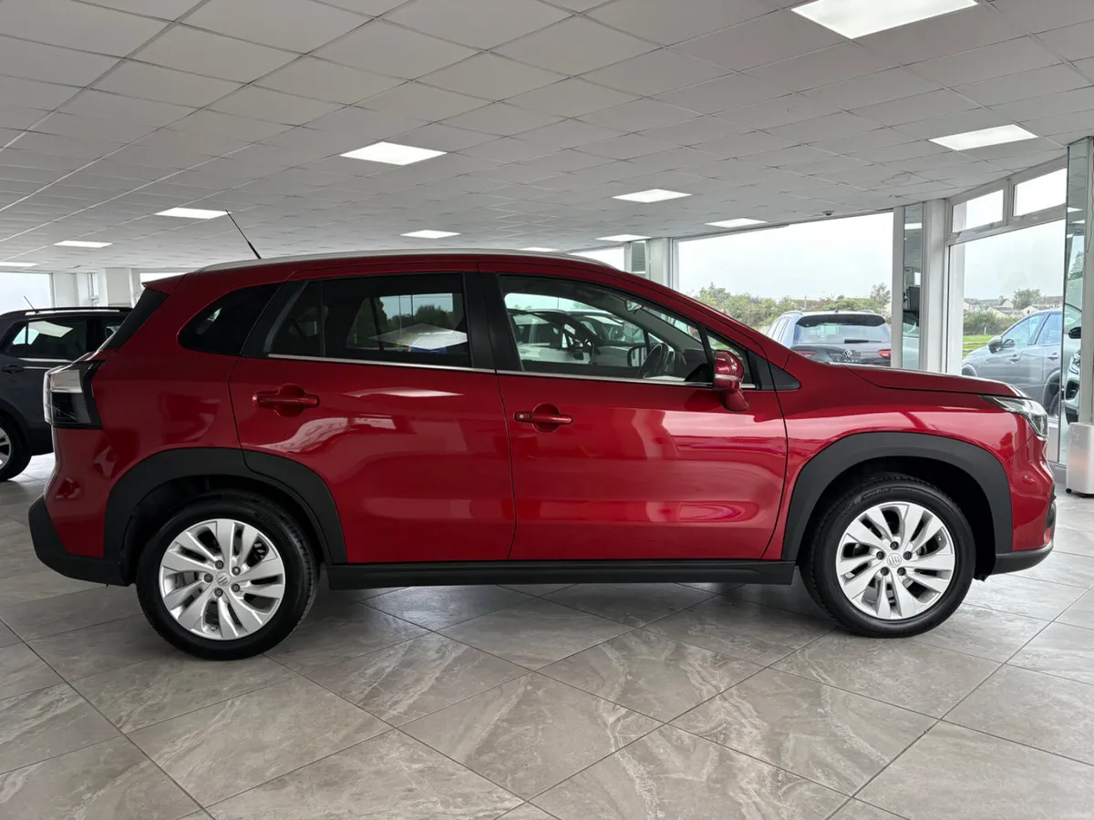 2024 Suzuki SX4 S-Cross Motion - Image 5