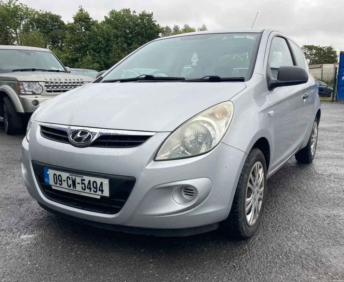 Hyundai i20 1.2 Petrol only 64k miles - Image 2