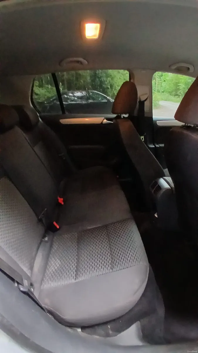 Volkswagen  Golf 1.6 TDI - Image 6