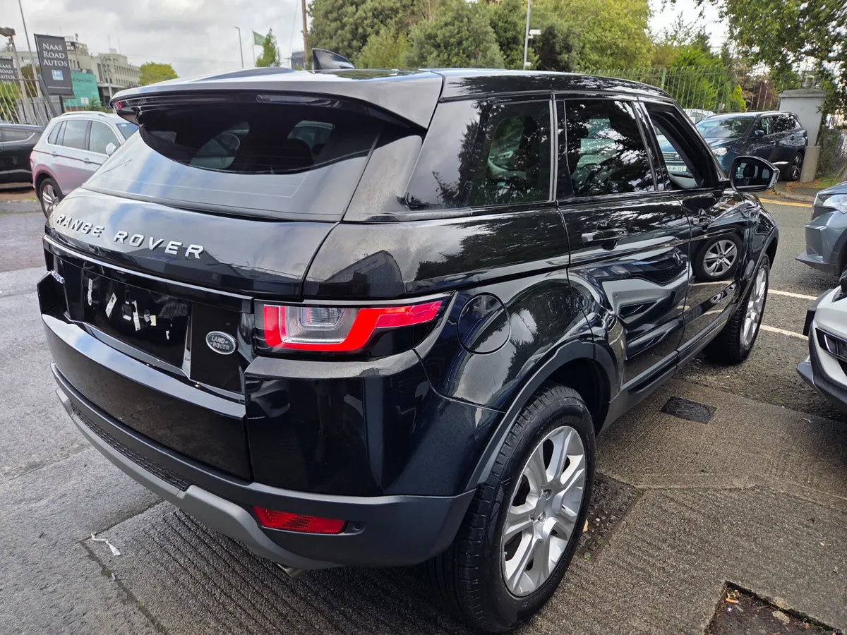 2017 LAND ROVER RANGE ROVER SE TECH 2.0 TD4 150BHP - Image 6