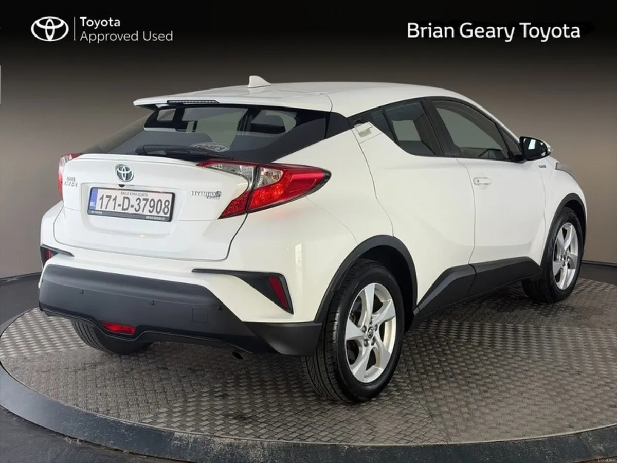 Toyota C-HR HYBRID LUNA - Image 2
