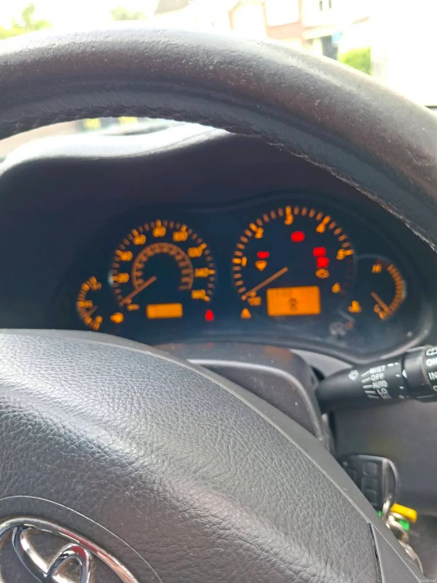 Toyota Avensus - Image 2