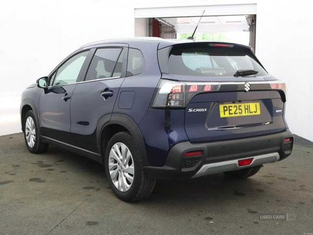 Suzuki S-CROSS HATCHBACK - Image 3