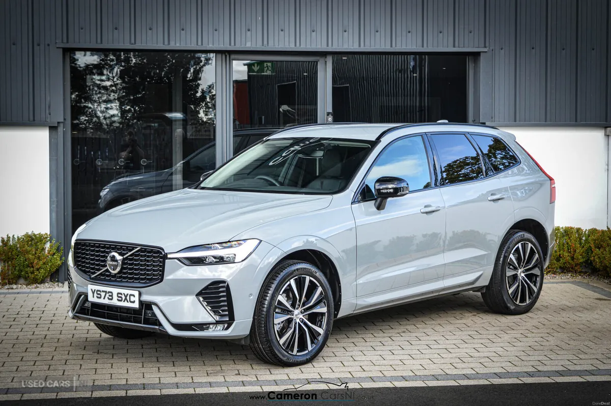 Volvo XC60 DIESEL ESTATE - Image 1