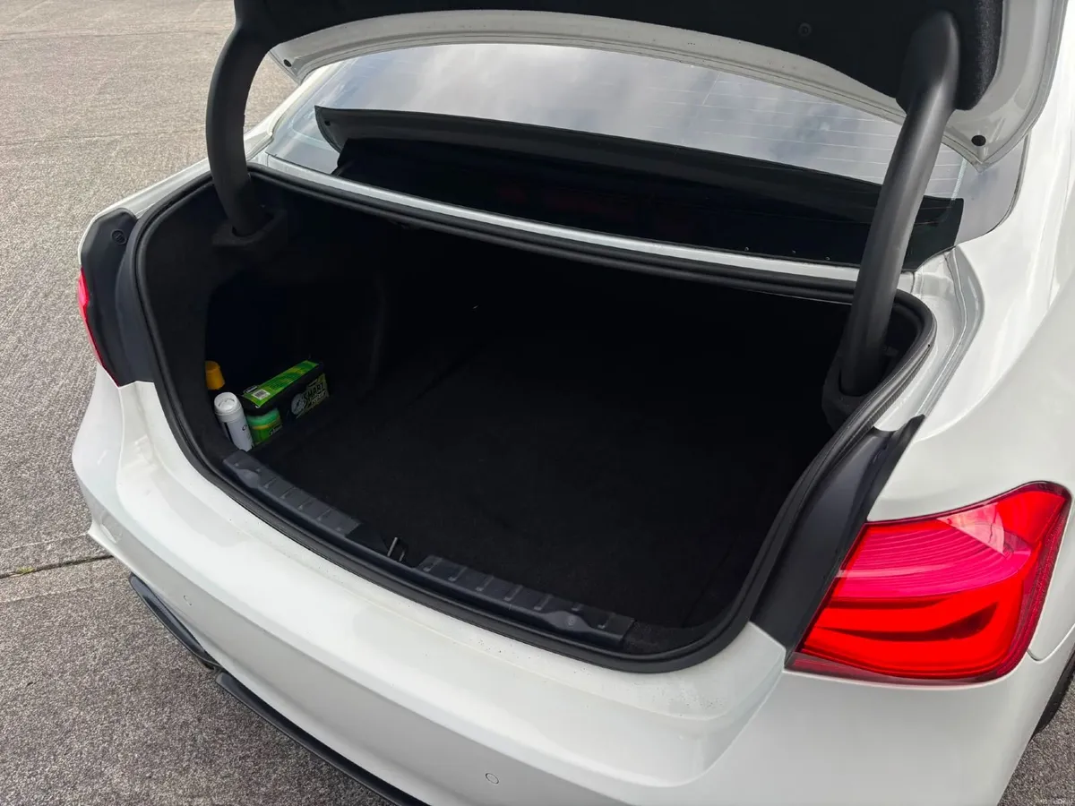 BMW 3-Series 2017 MSport Auto - Image 5