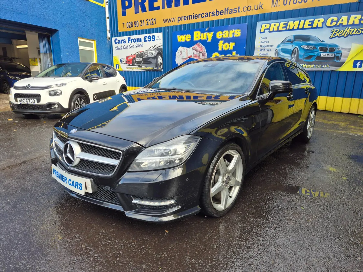 Mercedes-Benz AMG 2013 - Image 3