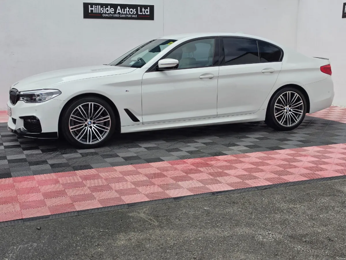 BMW 5-Series 523D M-SPORT 2.0 DIESEL X-DRIVE AUTOM - Image 4