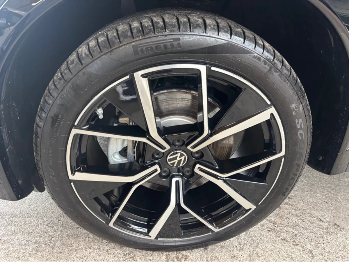 Volkswagen Tiguan 1.5 TSI R-LINE EHYBRID only 4000 - Image 2