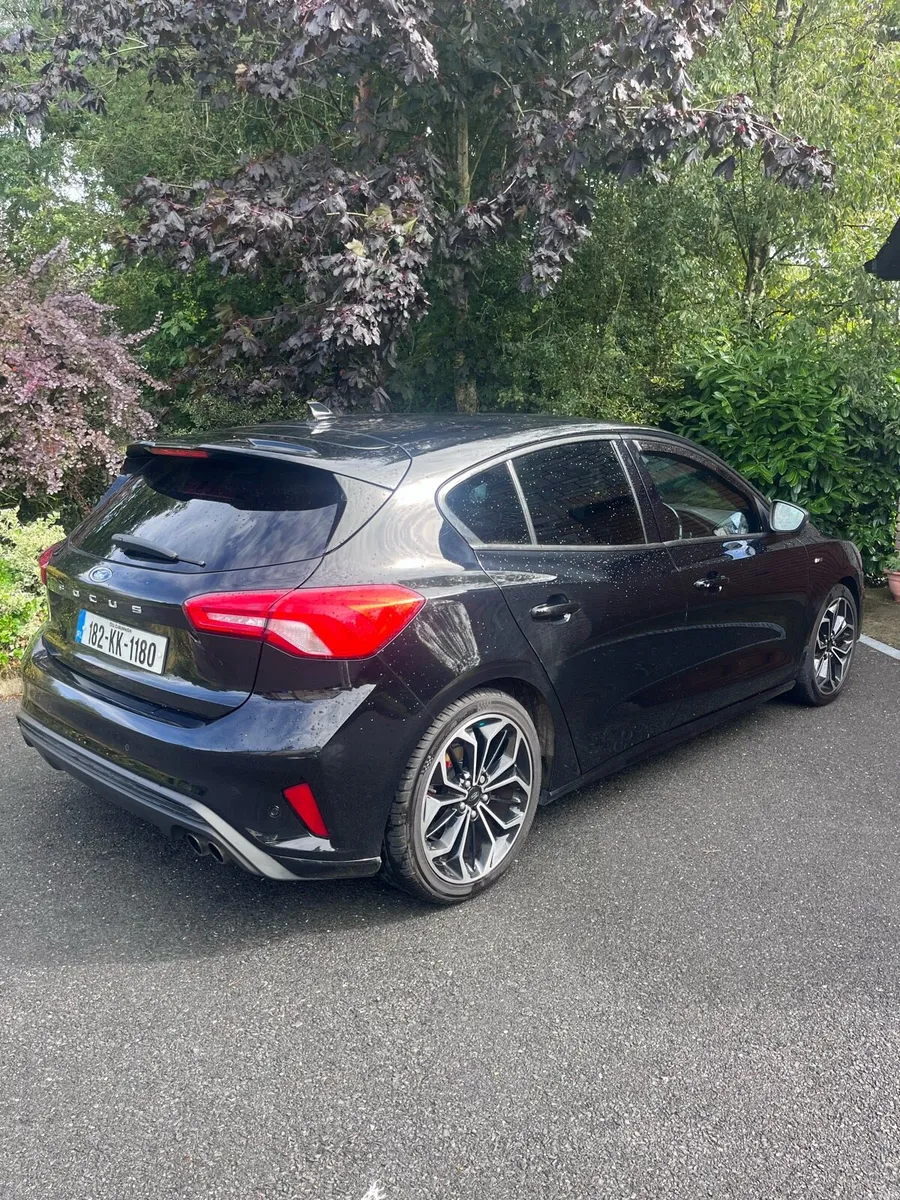 Ford Focus ST-Line 1.5 Diesel - Image 2