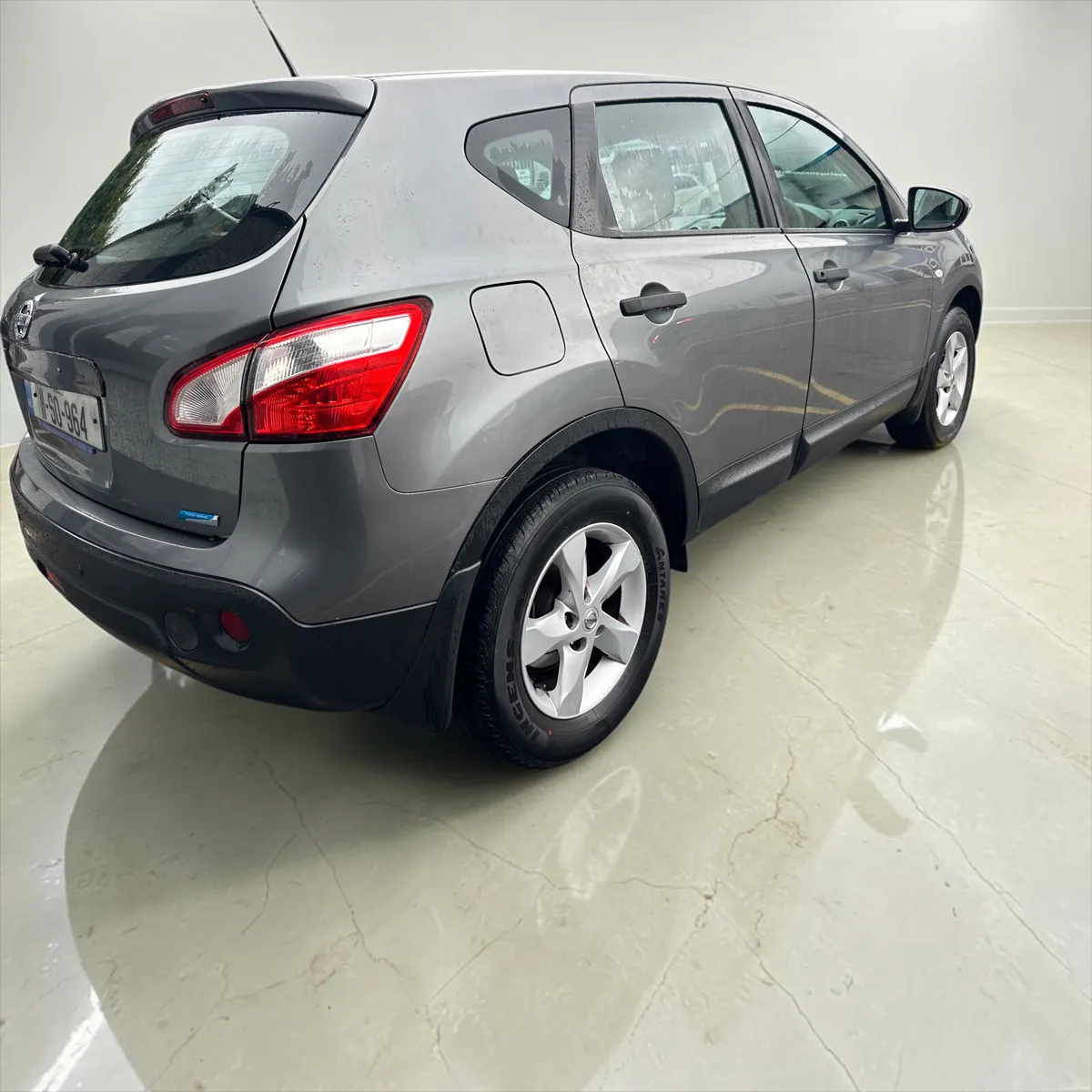 2011 Nissan Qashqai 1.6 XE ISS Petrol - Image 6