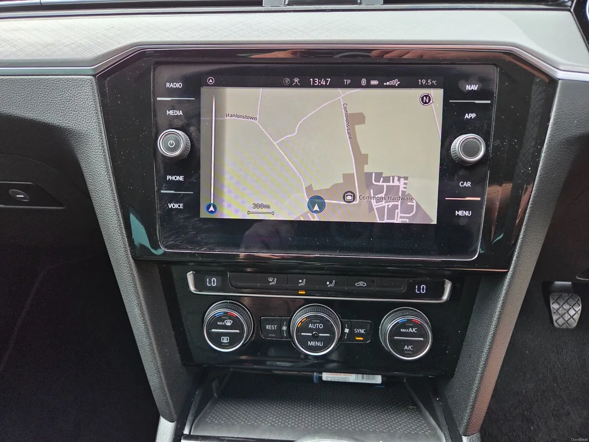 2020 VW PASSAT NCT/TAX - Image 5