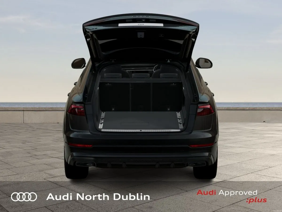 Audi Q8 SUV Competition TFSI-e Quattro 360kW tiptr - Image 6