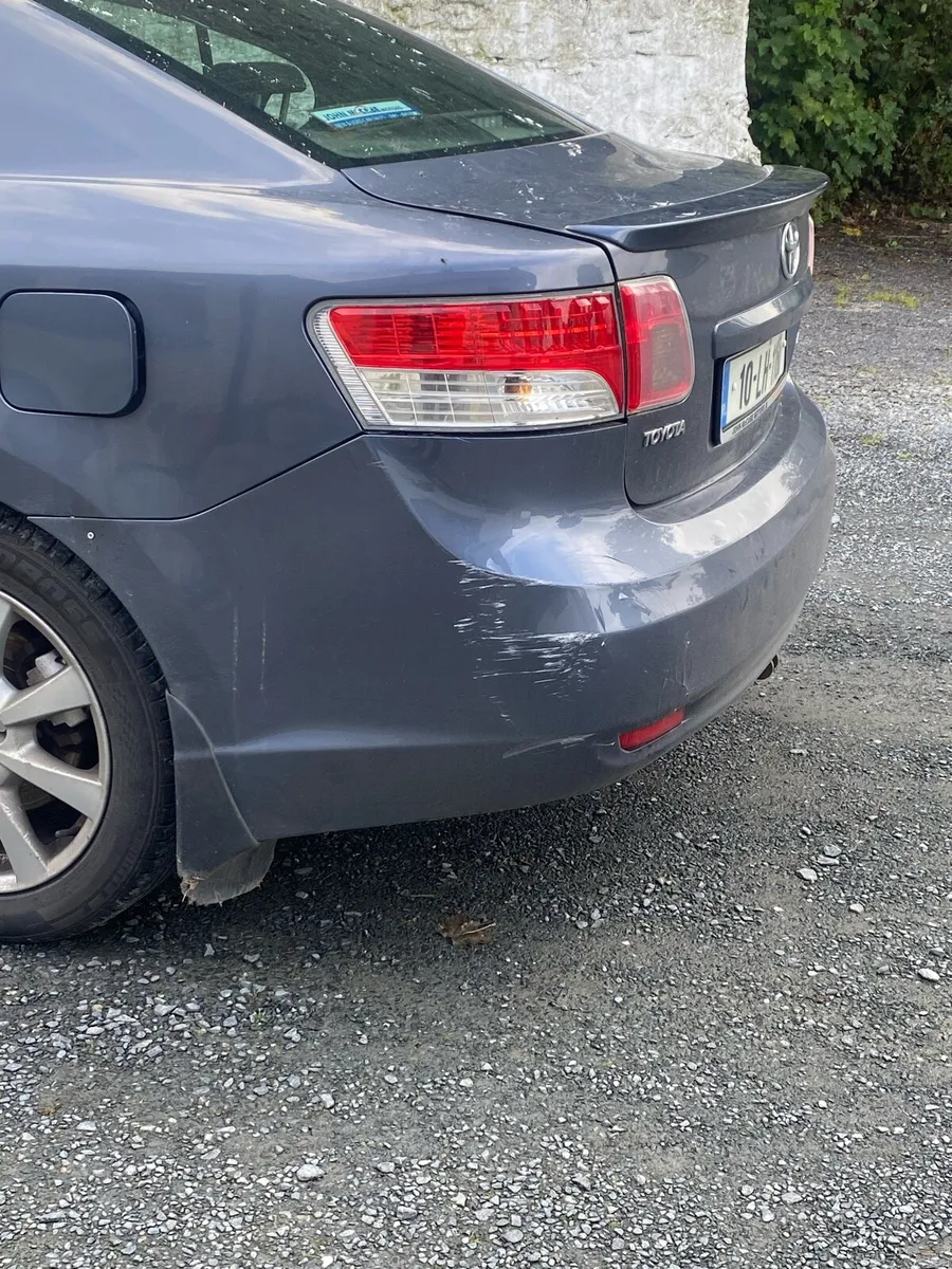 Toyota avensis - Image 6