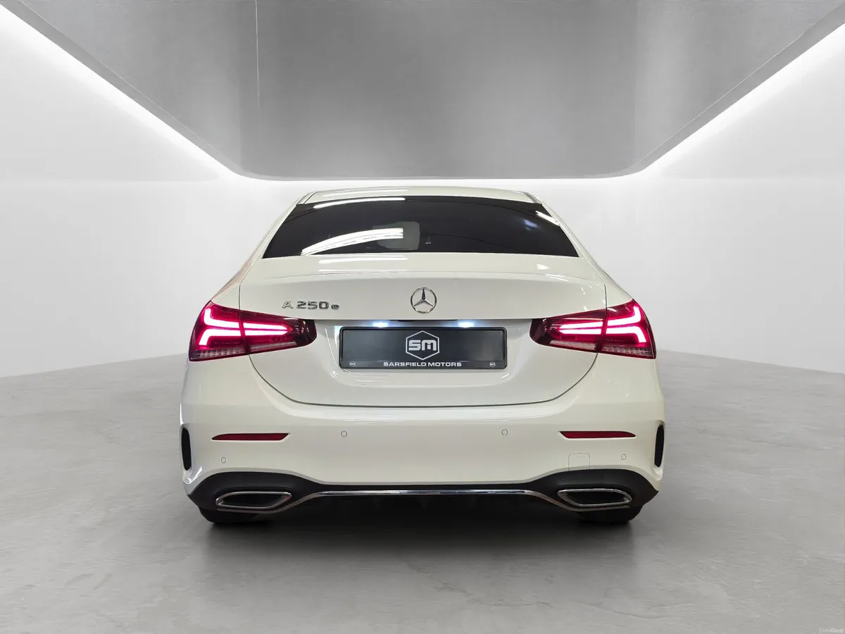 2020 MERCEDES A250E AMG LINE PREMUIM PLUS. - Image 5