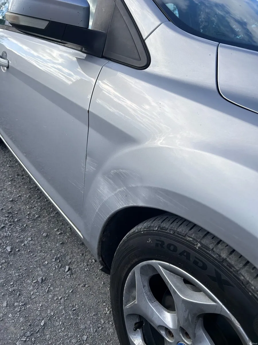 Ford Focus - Image 6