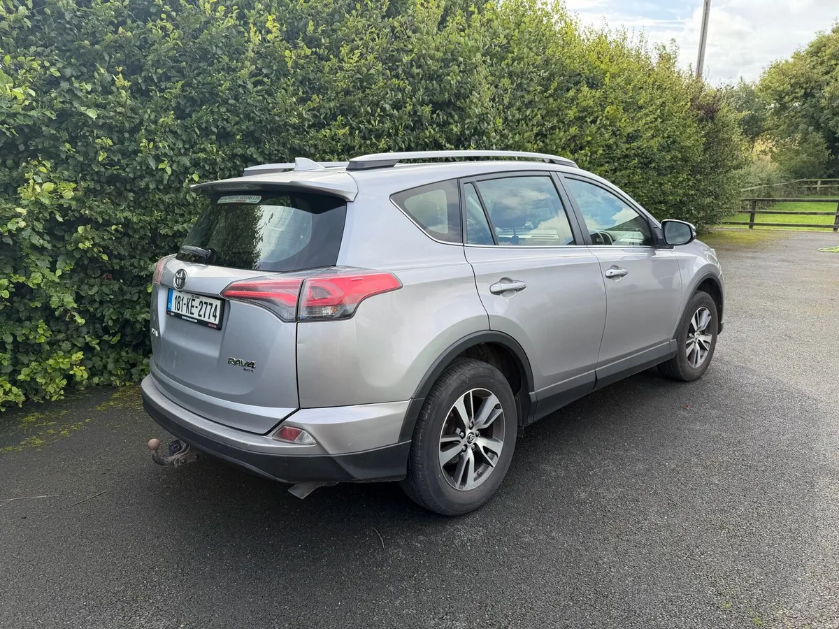 Toyota RAV4 2018 2.0 diesel - Image 3